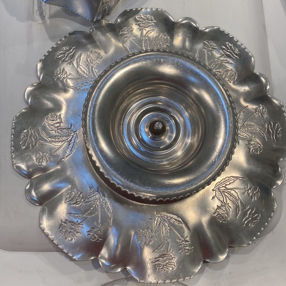 Mid Century 50’s Lazy Susan aluminum tray & a basket hand forged floral vintage - Picture 16 of 16